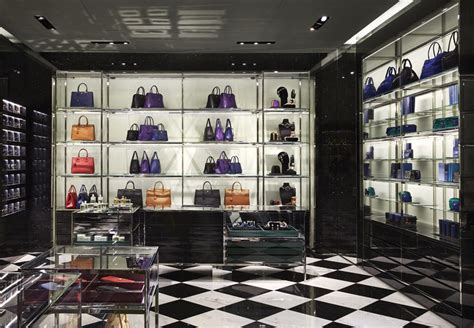 prada store washington dc